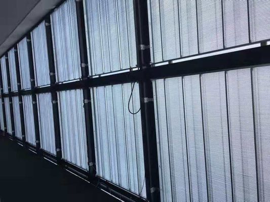 P10.4 Szafka aluminiowa Przezroczysty ekran wideo LED Szkło reklamowe Ekran wyświetlacza LED Fabryka Shenzhen